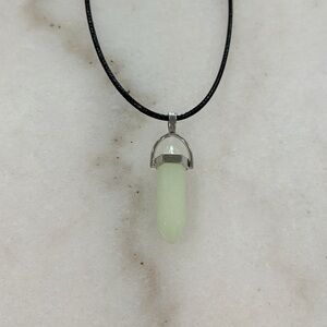 Green Chalcedony Crystal Point Pendant Necklace